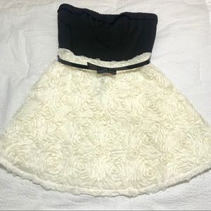 Never worn Forever 21 black & white dress